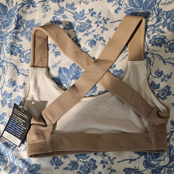 NWT ONZIE HALFMOON BRA - Picture 3 of 3